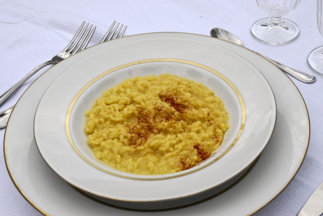 Risotto allo zafferano - Sagra dei ceci e dello zafferano