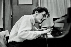 Glenn-Gould-Source-Unknown