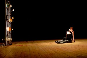 Antonio Latella in scena con Pier Paolo Pasolini e “Ma”. Il processo alla mamma dell’artista @ Teatro India 