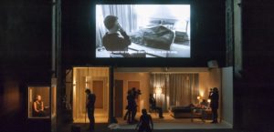 “La maladie de la mort” di Marguerite Duras in scena all’Argentina con la regia di Katie Mitchell